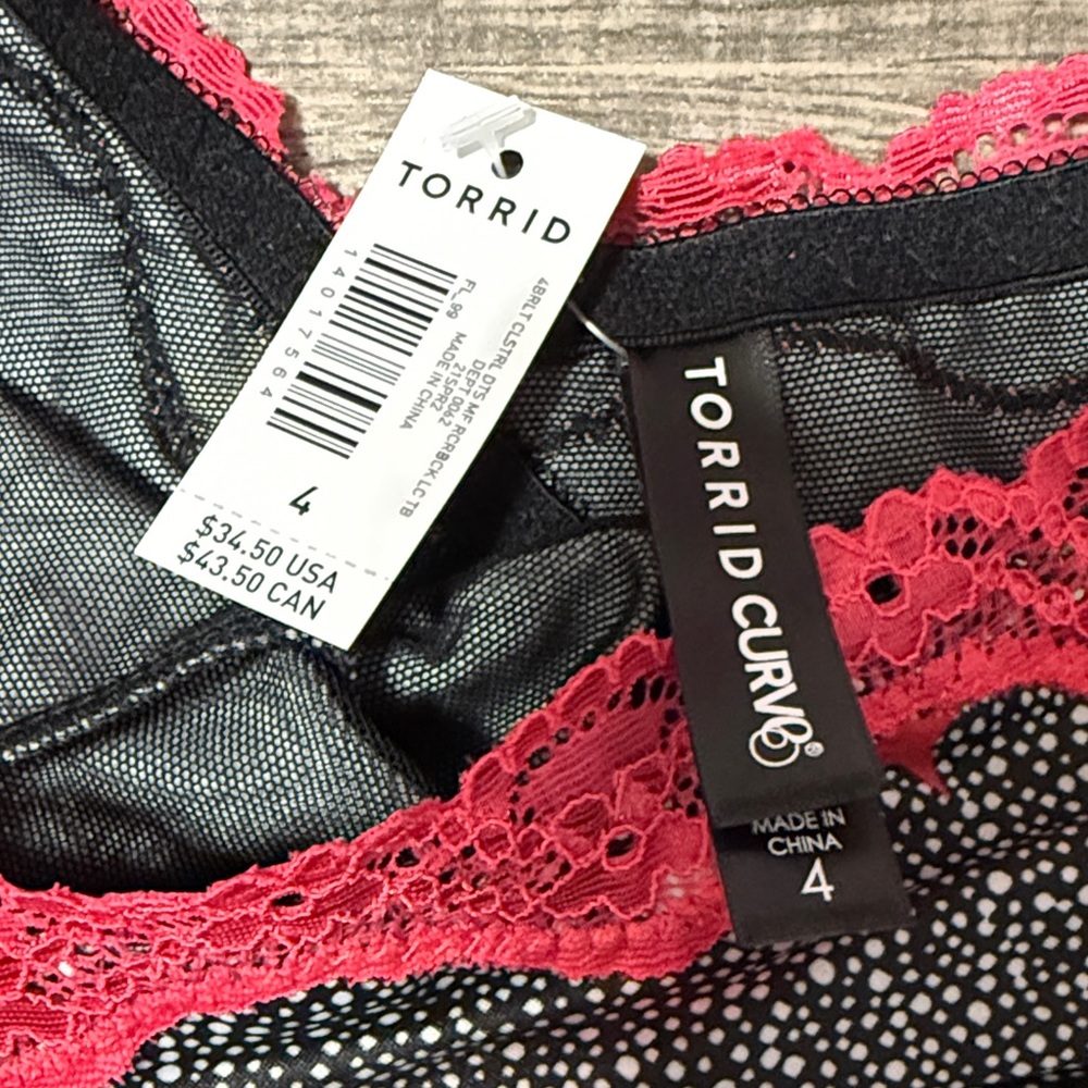NWT Torrid Lace Trim Bralette - Sz 4 - Picture 2 of 5